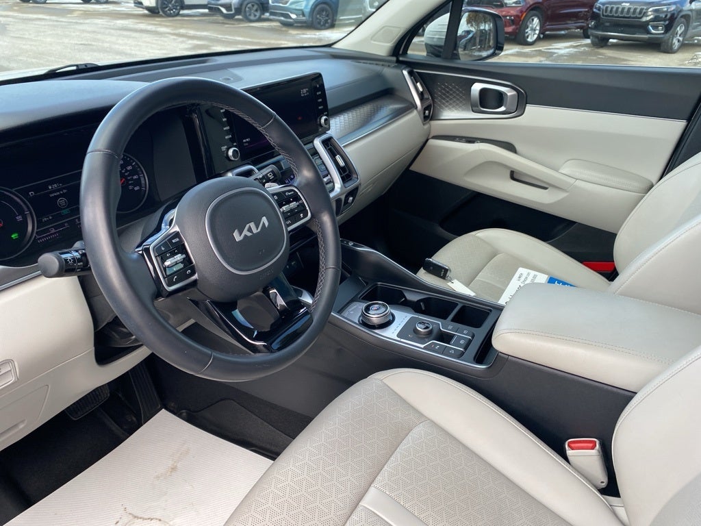 2022 Kia Sorento Hybrid EX