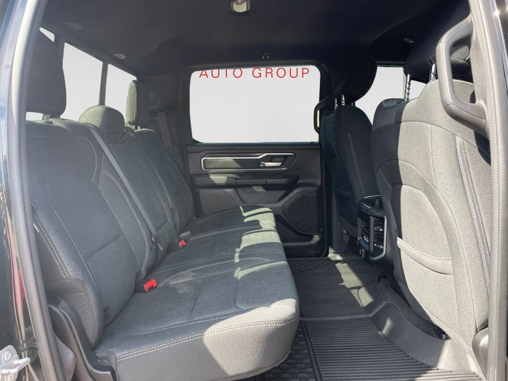 2020 RAM 1500 Big Horn Crew Cab 4x4 5'7" Box