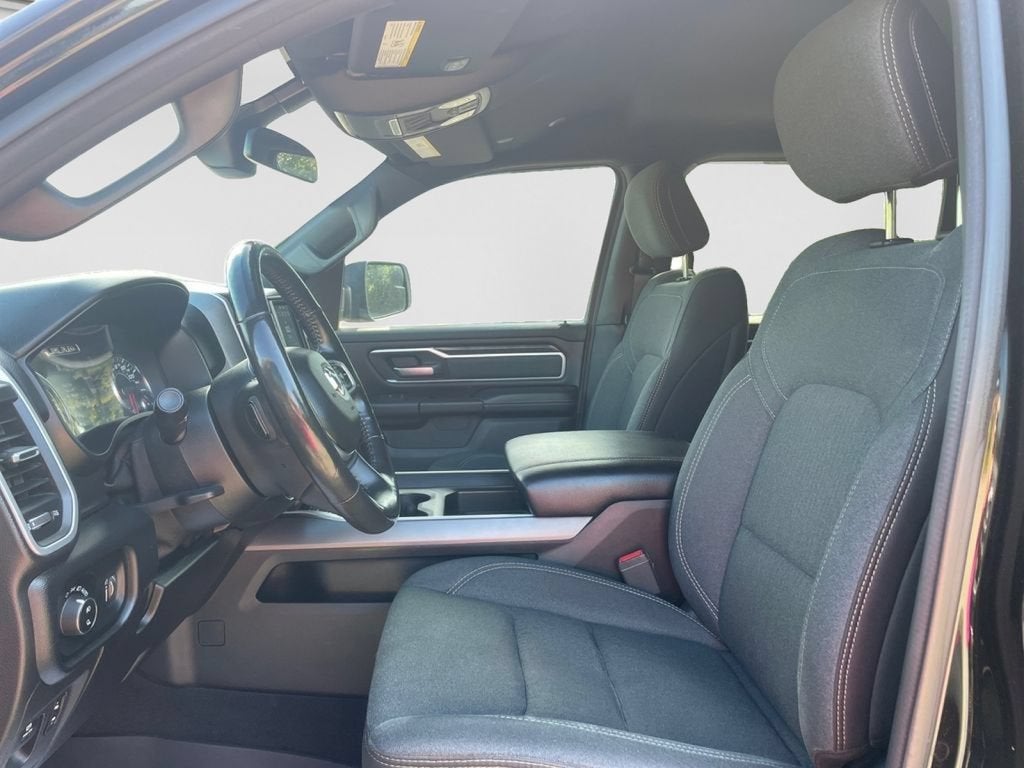 2020 RAM 1500 Big Horn Crew Cab 4x4 5'7" Box