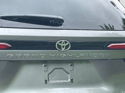 2025 Toyota Grand Highlander Hybrid Platinum MAX