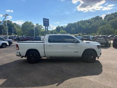 2022 RAM 1500 Big Horn Crew Cab 4x4 5'7" Box