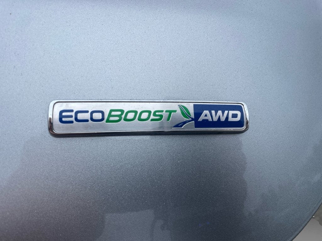 2020 Ford Edge SE