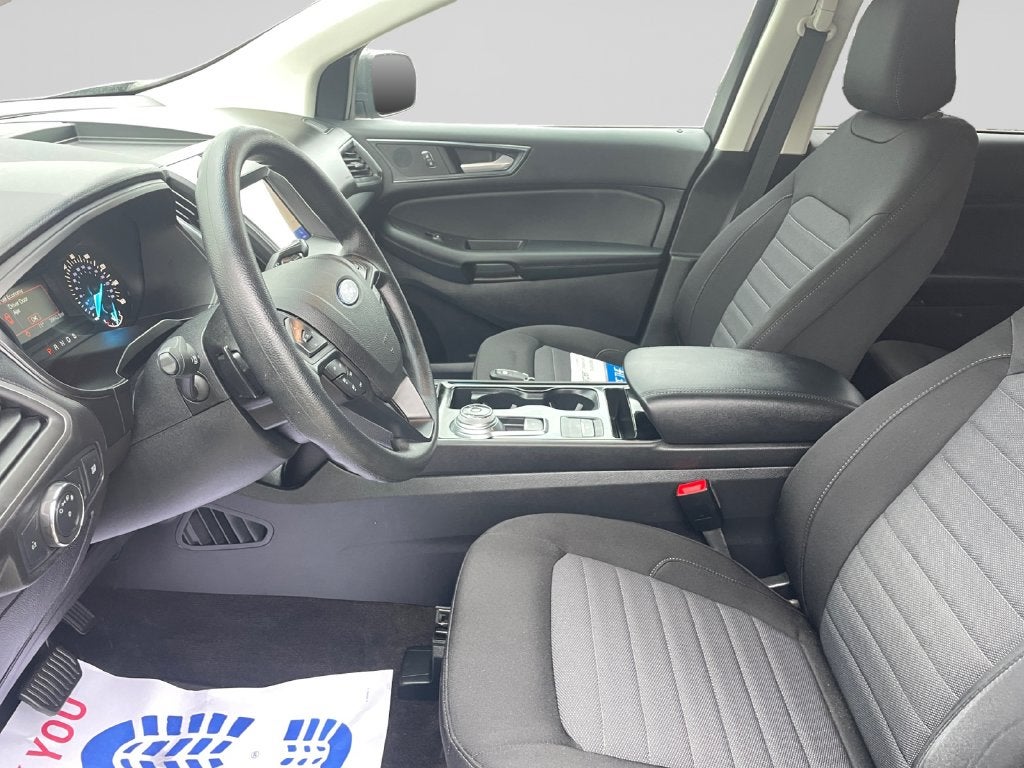 2020 Ford Edge SE