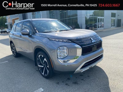 2023 Mitsubishi Outlander Base