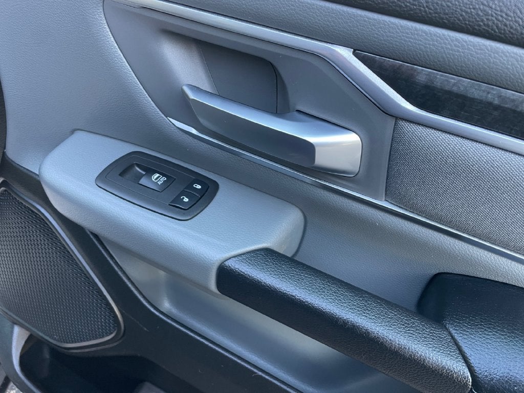 2019 RAM 1500 Big Horn/Lone Star Crew Cab 4x4 5'7" Box