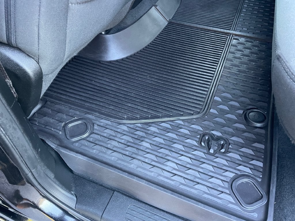 2019 RAM 1500 Big Horn/Lone Star Crew Cab 4x4 5'7" Box