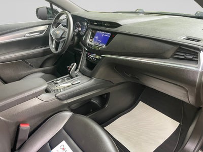 2025 Cadillac XT5 Luxury