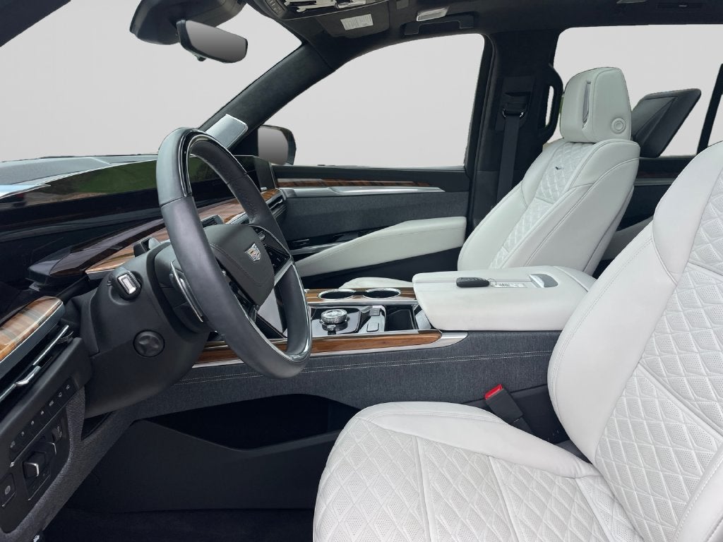 2025 Cadillac Escalade Premium Luxury Platinum
