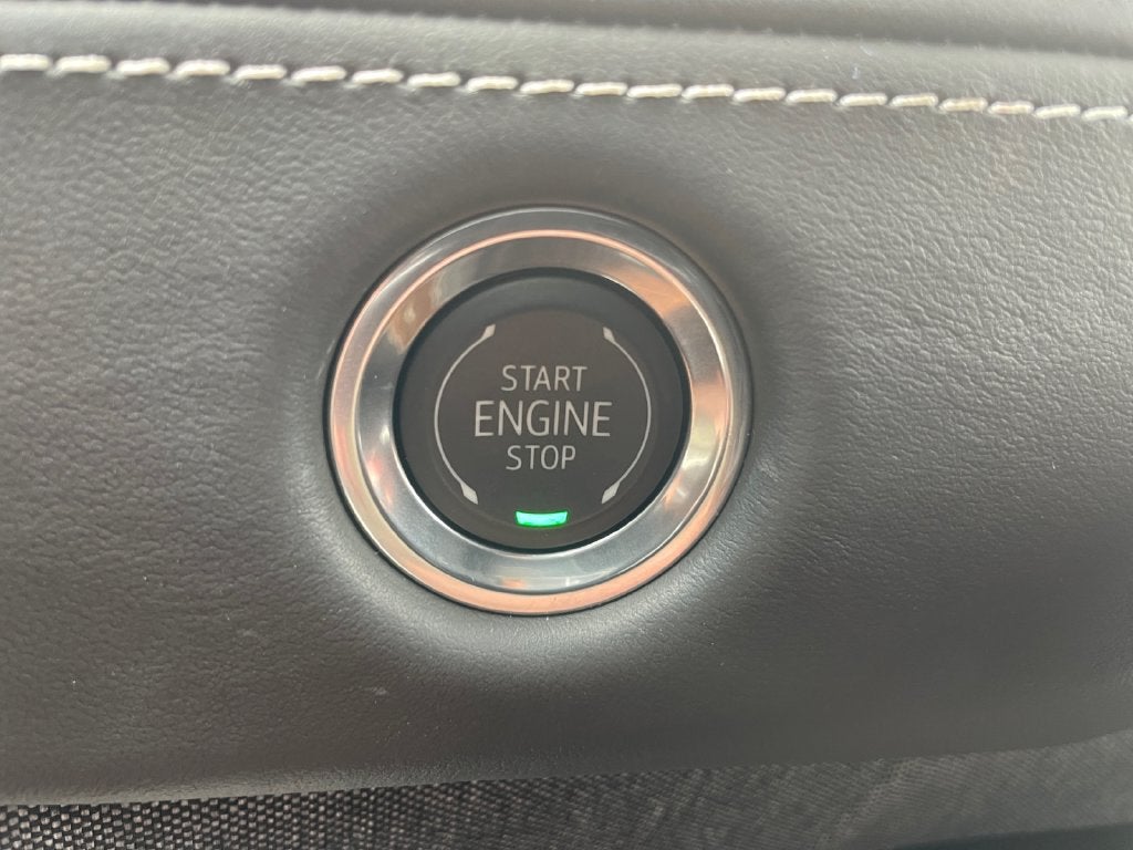2025 Cadillac Escalade Premium Luxury Platinum