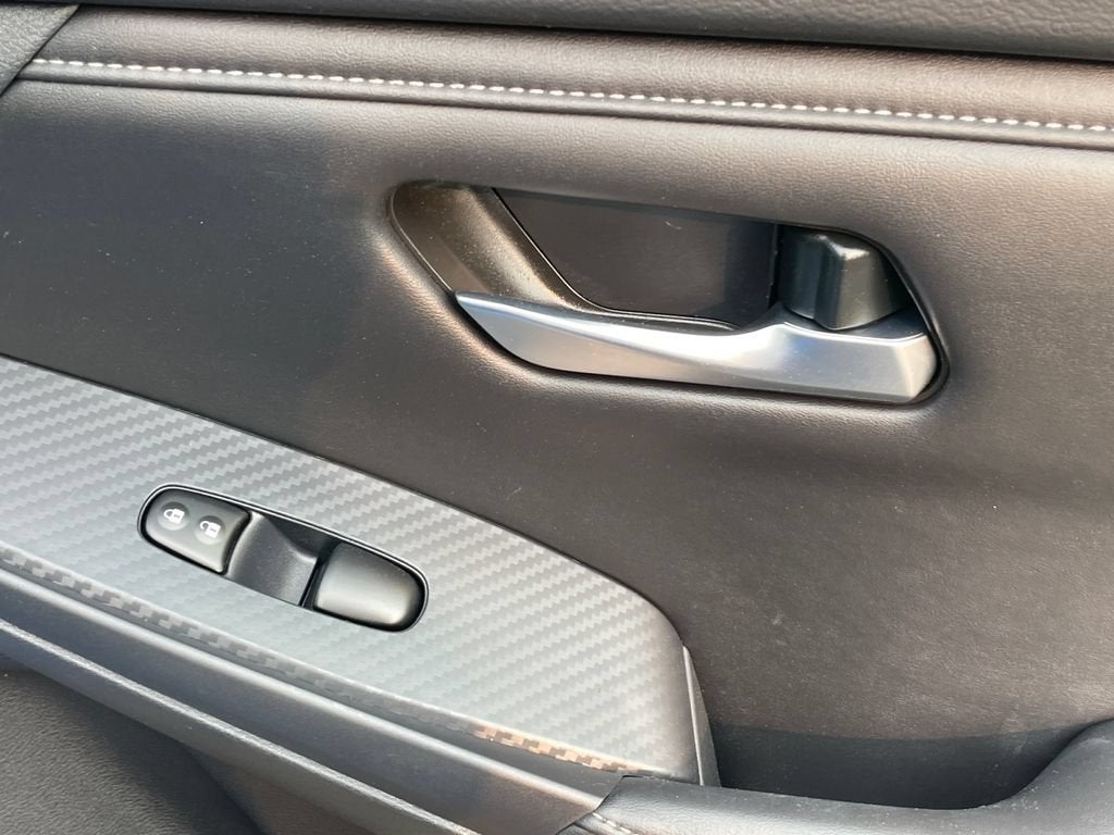 2023 Nissan Sentra SV Xtronic CVT