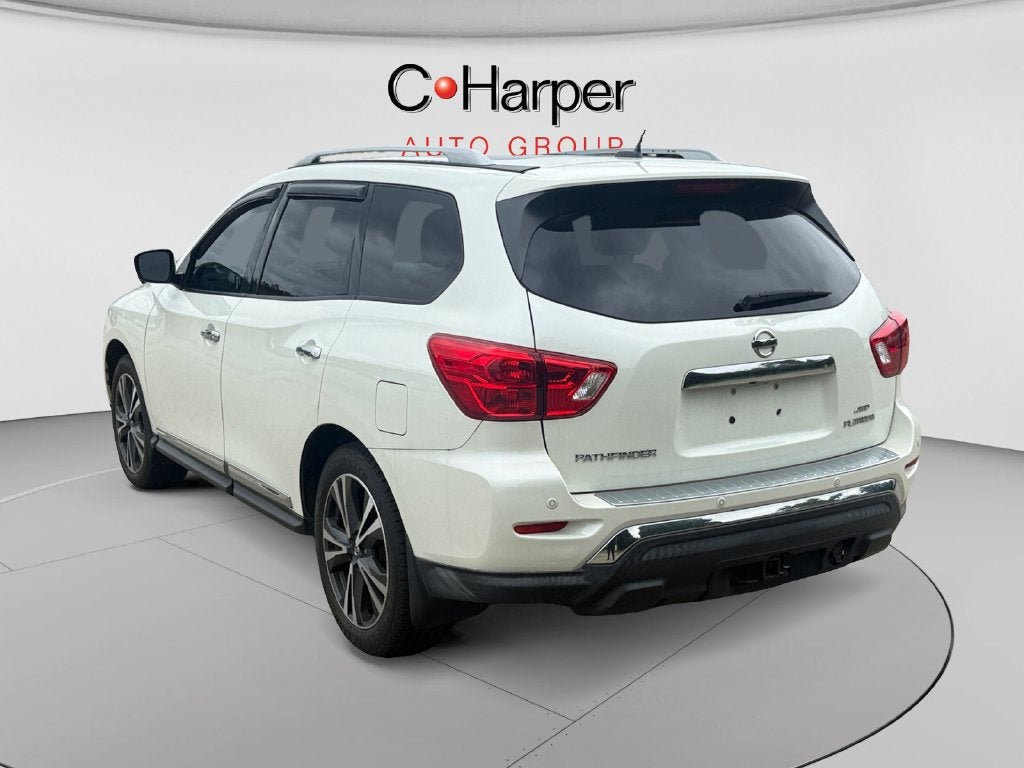 2017 Nissan Pathfinder Platinum