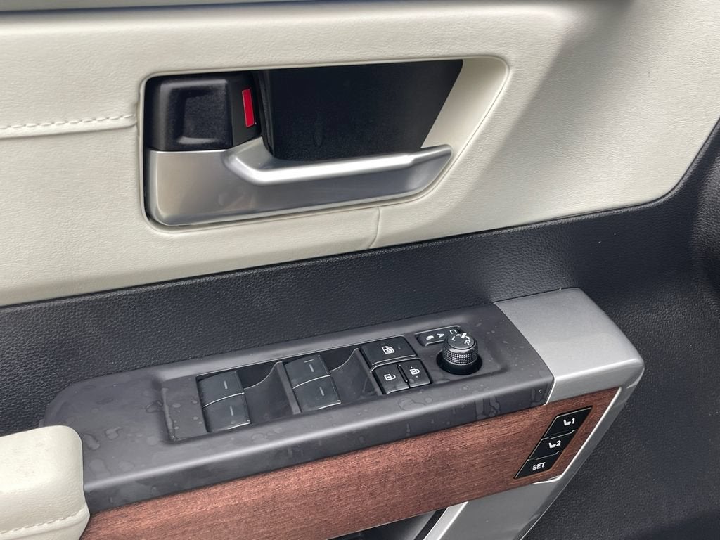 2023 Toyota Sequoia Capstone