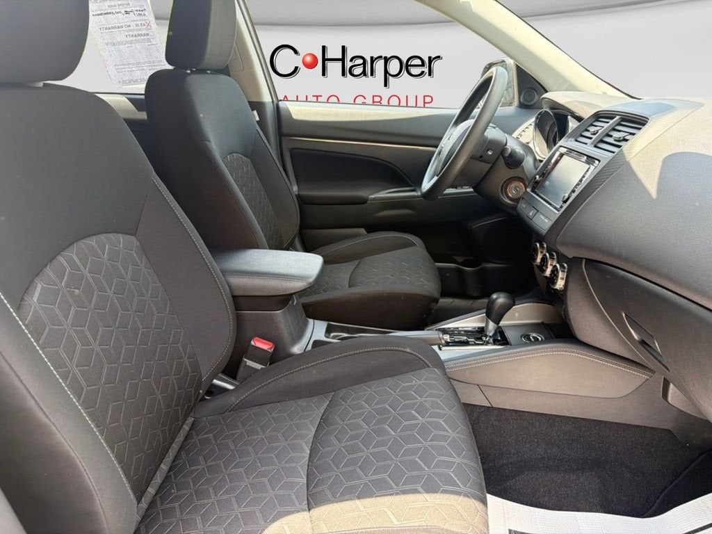 2025 Mitsubishi Outlander Sport S